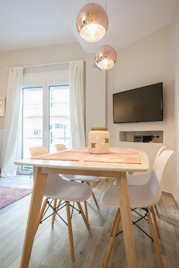 "Sunbow Earth"- Boutique New Apt In Dowtown Athén Kültér fotó
